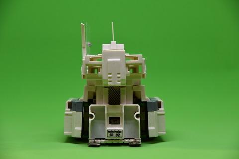047
