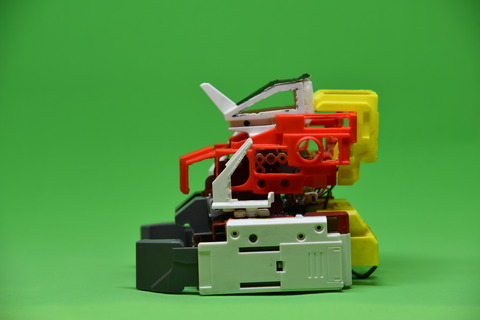037