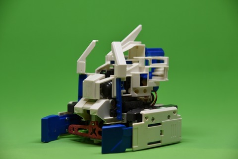 048