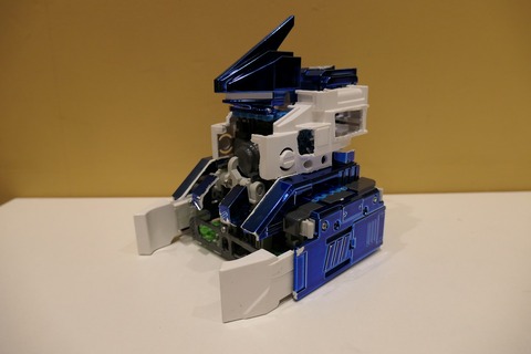 8 (4)