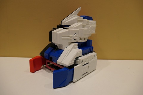 5 (4)