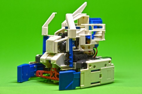 049