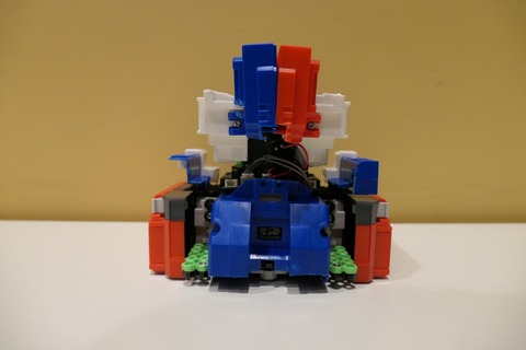 10 (7)