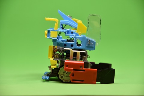 027