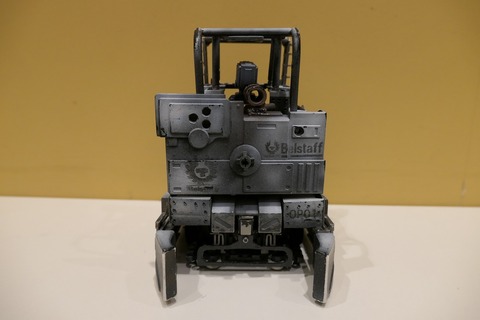 52 (4)
